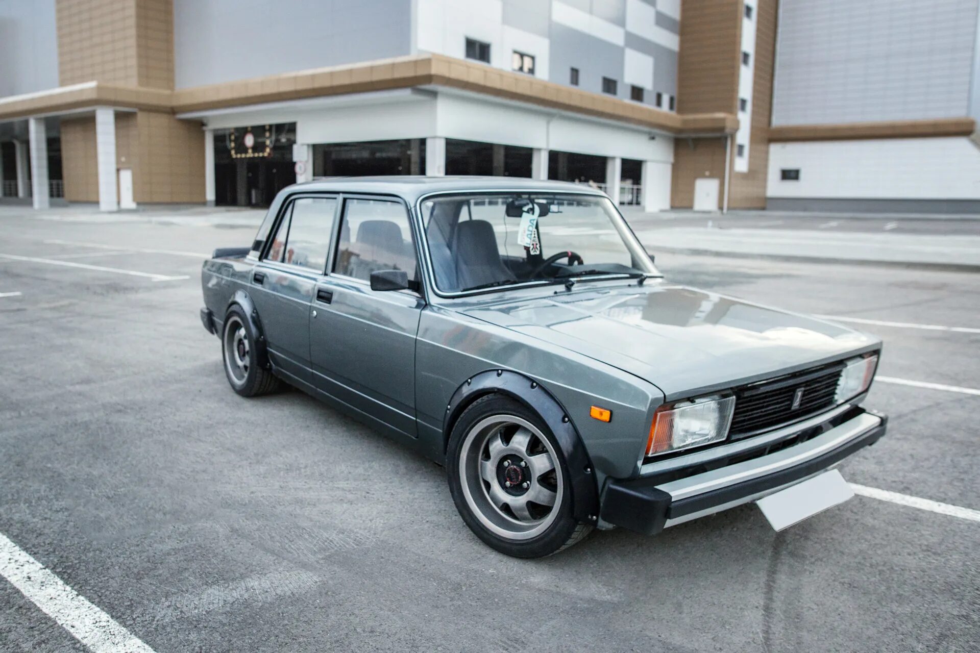 Диски на ваз 2105. Ваз 2105 диски jccs. 2105 драйв. Ваз 2105 драйв. 2105 драйв.