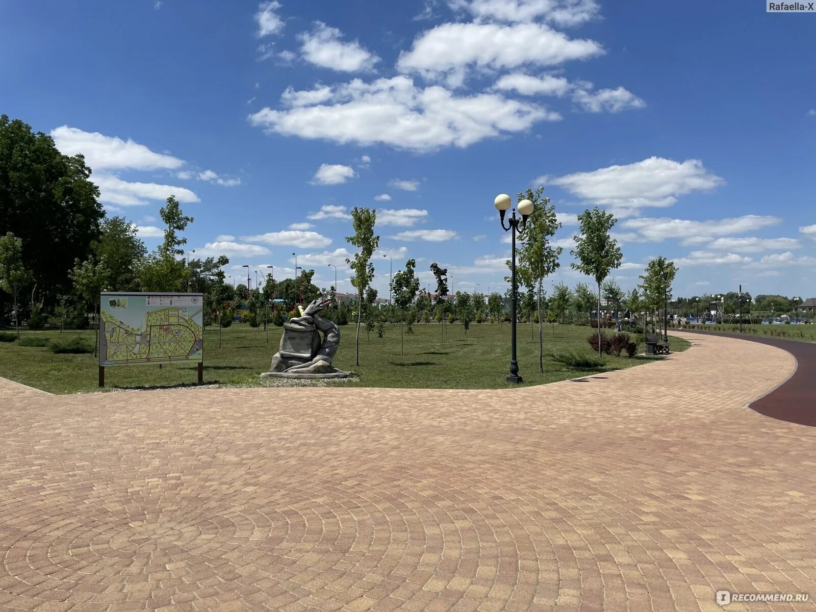 Парк динская краснодарский край. Парк динская краснодарский край. Динской парк культуры и отдыха. Парк в динской. Станица динская центральный парк.