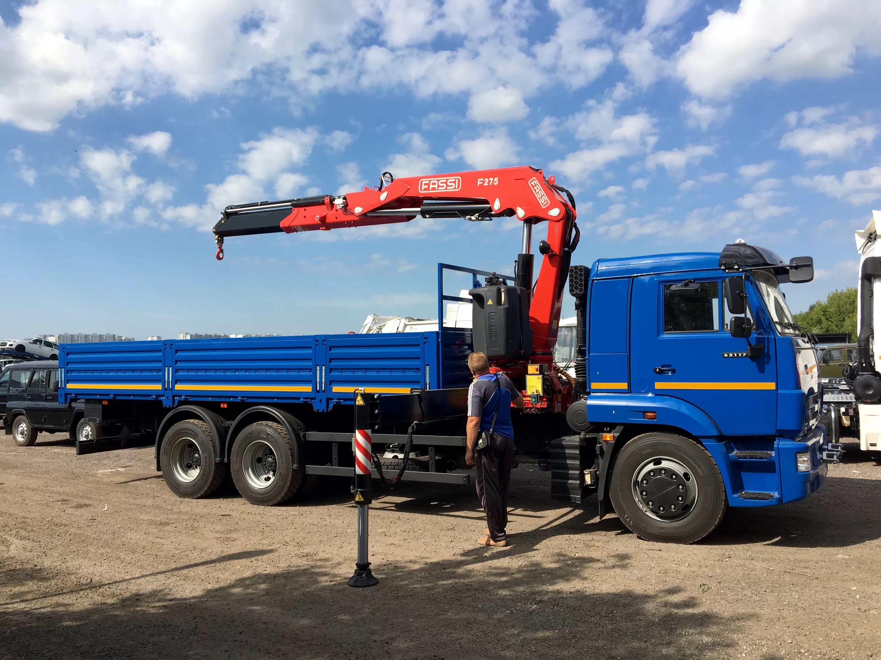 Что такое кму. КАМАЗ 65117 С КМУ. КАМАЗ 65117 С КМУ Fassi. КАМАЗ 65115 С КМУ Fassi f215a.0.22. КАМАЗ 65117 С КМУ Fassi f215a.0.22.