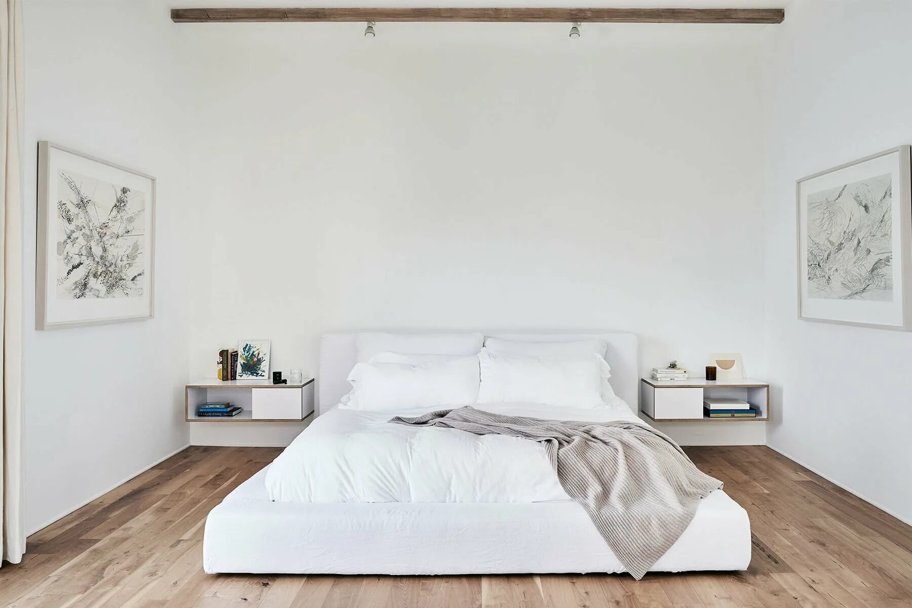 Какие минимализм. Минималистичный интерьер. Какие минимализм. Минимализм джон поусон интерьер. Стиль минимализм в интерьере.