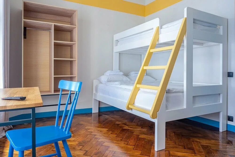 Сайт хостел друзья санкт петербург. Друзья на банковском хостел санкт-петербург. Санкт-петербург хостел грибоедова. Хостел френдс в санкт-петербурге. Друзья на восстания хостел санкт-петербург.