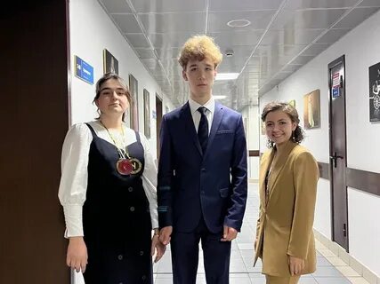 Умники и умницы полуфинал 2024