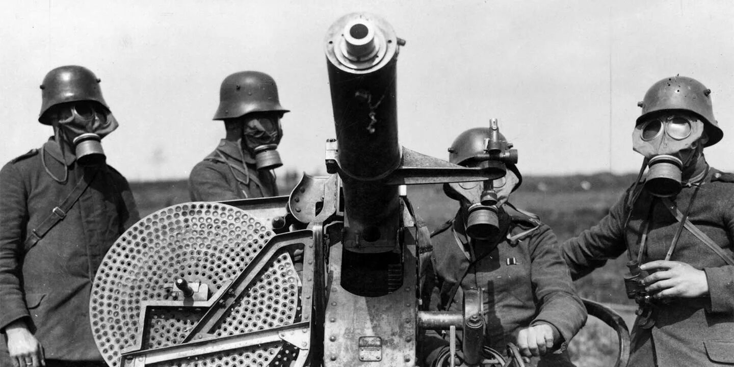 Первое использование газов. Химическое оружие первой мировой войны 1914-1918. Хлор в первой мировой войне. Хим оружие 1 мировой войны.