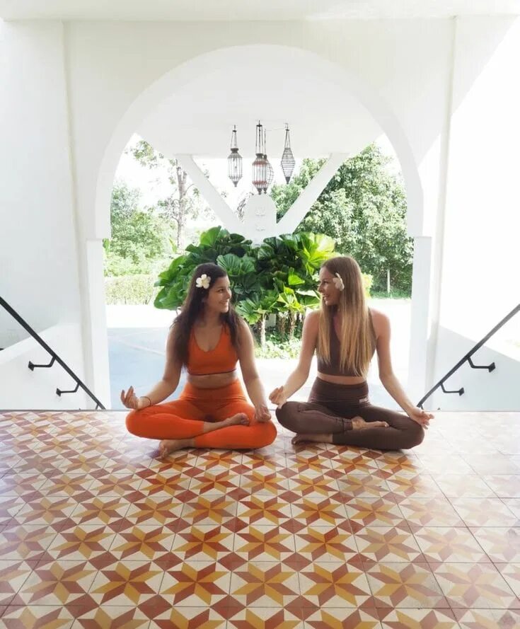 Йога остров. Vikasa Yoga Retreat, (ко Самуи. Стиль йога ретрит. Ретрит “отношения”. Ретрит по йоге на севере.