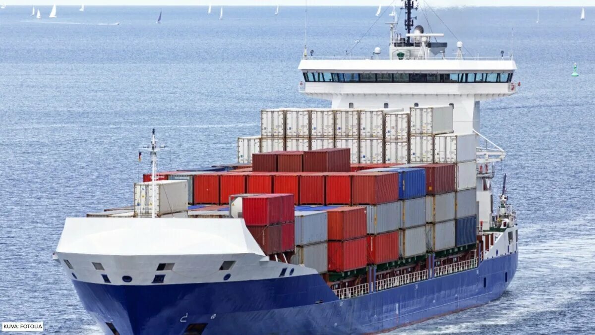 Msc контейнерные перевозки. Морские грузовые перевозки. Cma cgm москва. Cma cgm контейнеровозы корабль. Vlcc танкер.