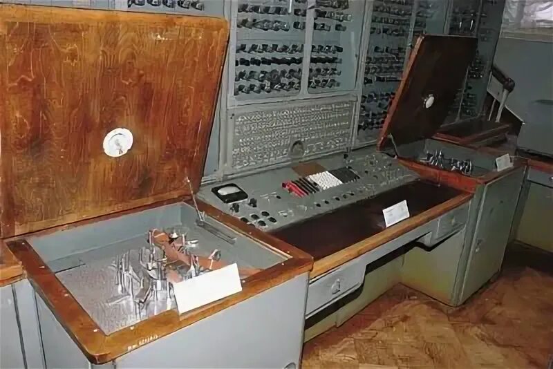 Урал 1954 эвм. Урал 1. Урал 1954 эвм. Эвм первого поколения «урал-2». Эвм первого поколения «урал-2».