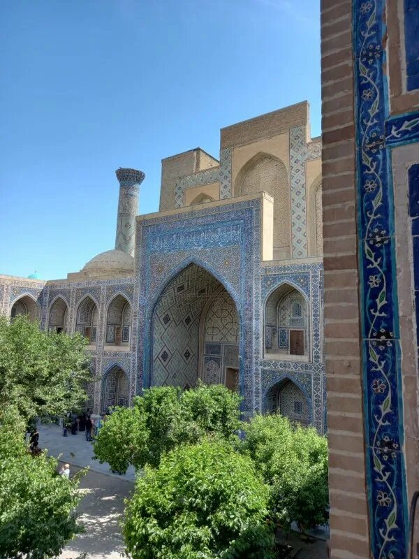 У3 самарканд. Самарканд халвоси. Самарканд регистан 2023. Redtag самарканд — город самарканд, ул. Самарканд.