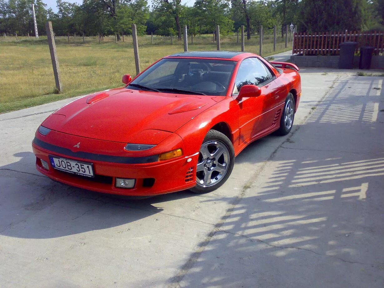 Митсубиси 2000 купить. Mitsubishi 3000gt. Mitsubishi 3000gt 2000. Mitsubishi 3000. Мицубиси 3000 gt.