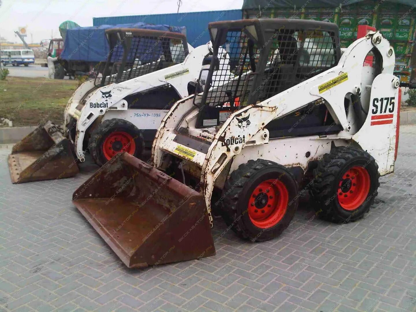 Bobcat 175. Погрузчик Bobcat s175. Бобкэт 175. Мини погрузчик Bobcat s175. Мини погрузчик Bobcat 175.