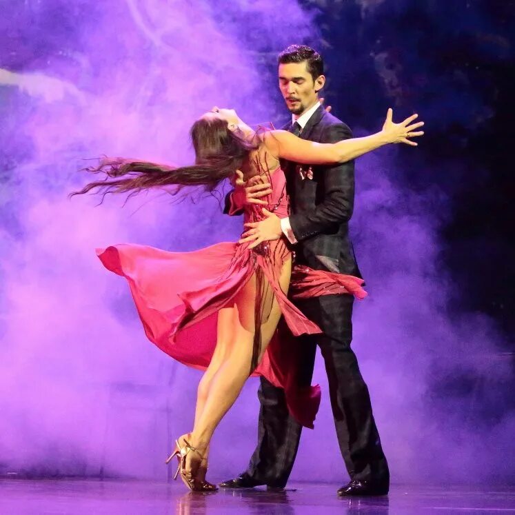 Танго шоу. Cerhawk tango show. танго в белой рубашке.
