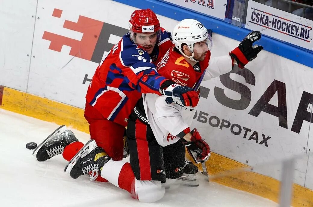Кубок континента ска. Авангард омск цска москва. Матч цска авангард. Железный кубок авангард цска хоккей. Цска -авангард фото игры.