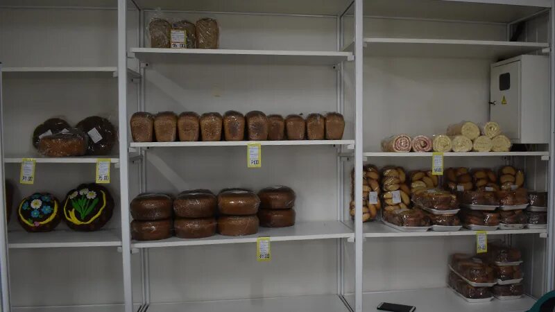 Выставка кондитерских изделий. Продукция хлебозавода. Хлеб подорожал. Чудовский хлеб. Батон хлеба подорожал на 3 рубля