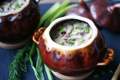 Гречка с грибами в горшочках в духовке