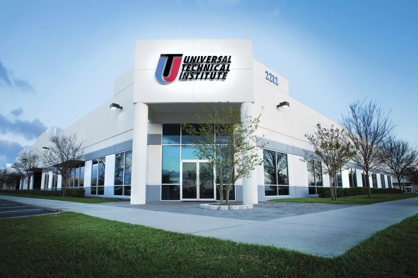 Technical institutes. Universal technical institute. florida institute of technology. florida technical university campus. yeaoju technical institute.
