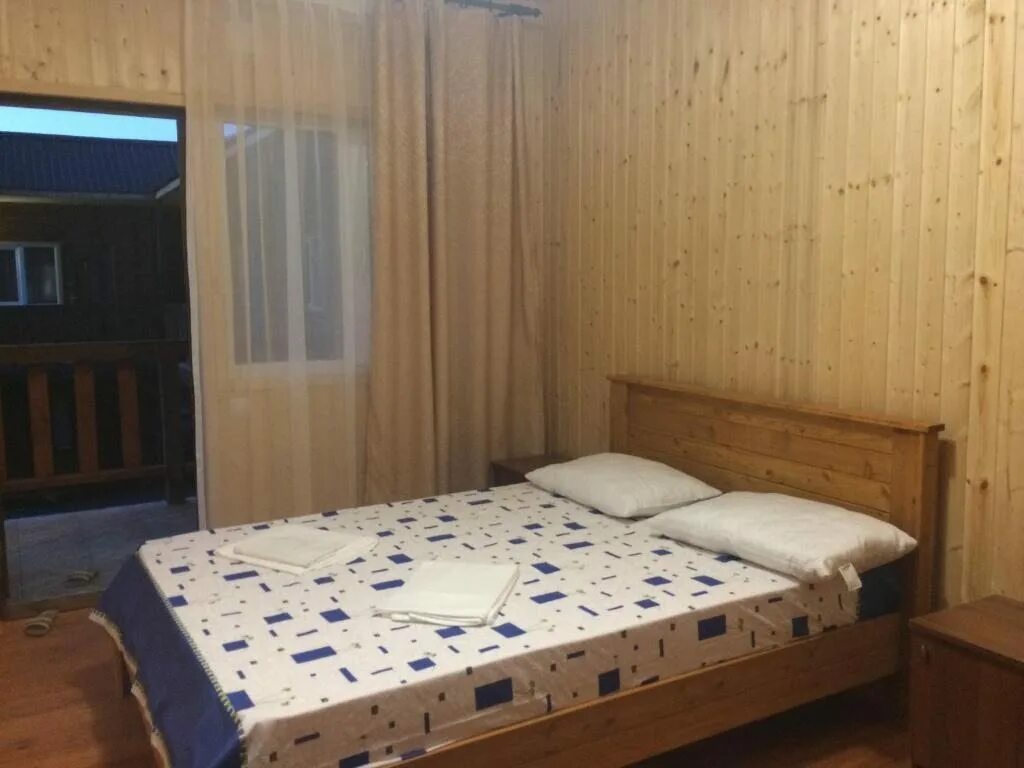 Морская лагуна абхазия алахадзы. Абхазия алахадзы туманяна 52а. Морская сказка абхазия алахадзы ул. Лоо уютная лагуна гостевой дом. Морская лагуна гостевой дом абхазия пицунда.