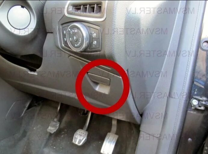 Разъём obd2 ford fusion. Где находится диагностический разъем форд фокус 3. Диагностический разъем форд проба 2. Где находится диагностический разъем форд фокус 3. Разъем обд 2 форд фокус 2.