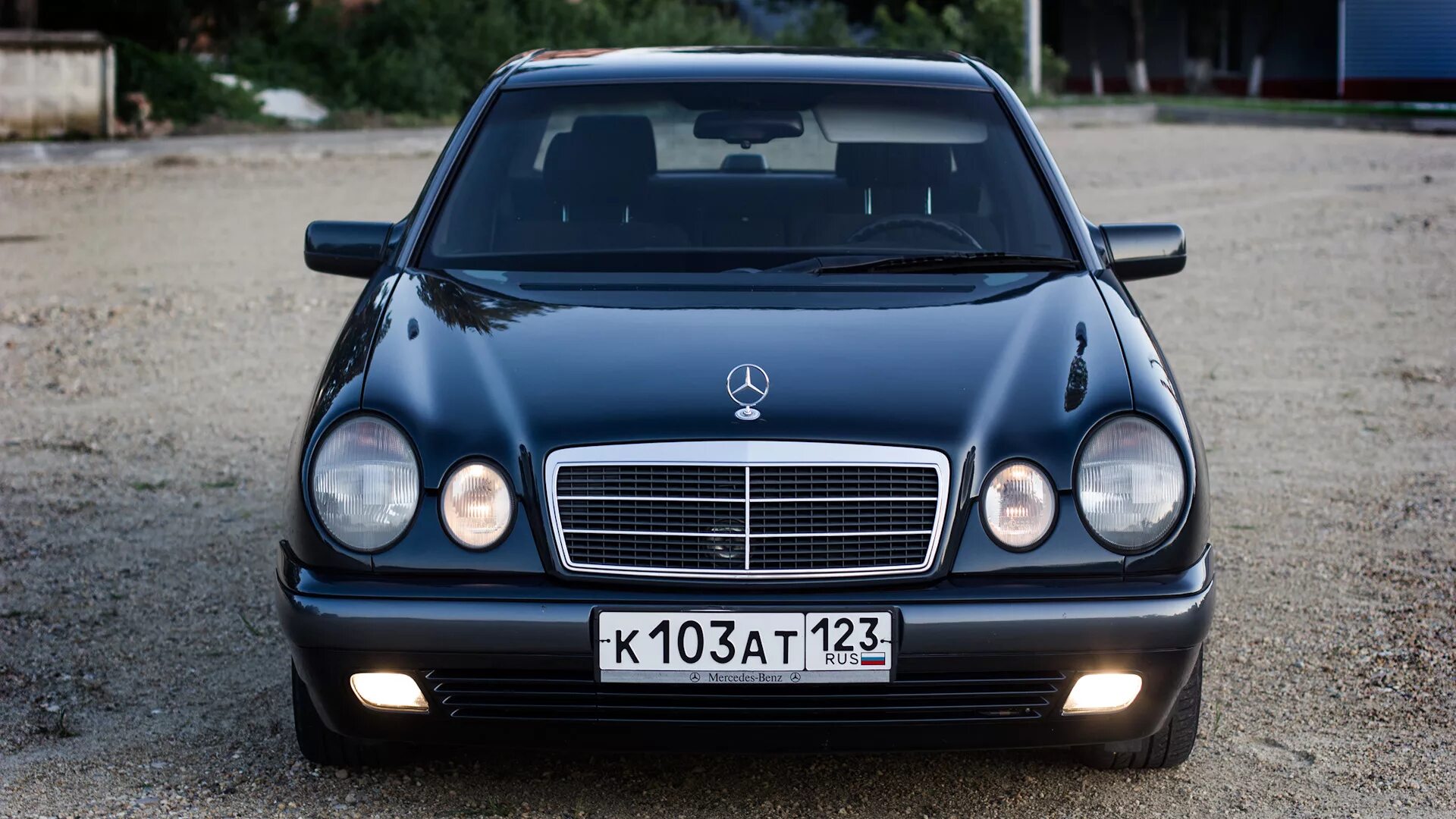 Мод w210. Мерседес 210. лупарик мерседес 210. лупатый мерседес модель w210. лупарик мерседес 210 5.5.