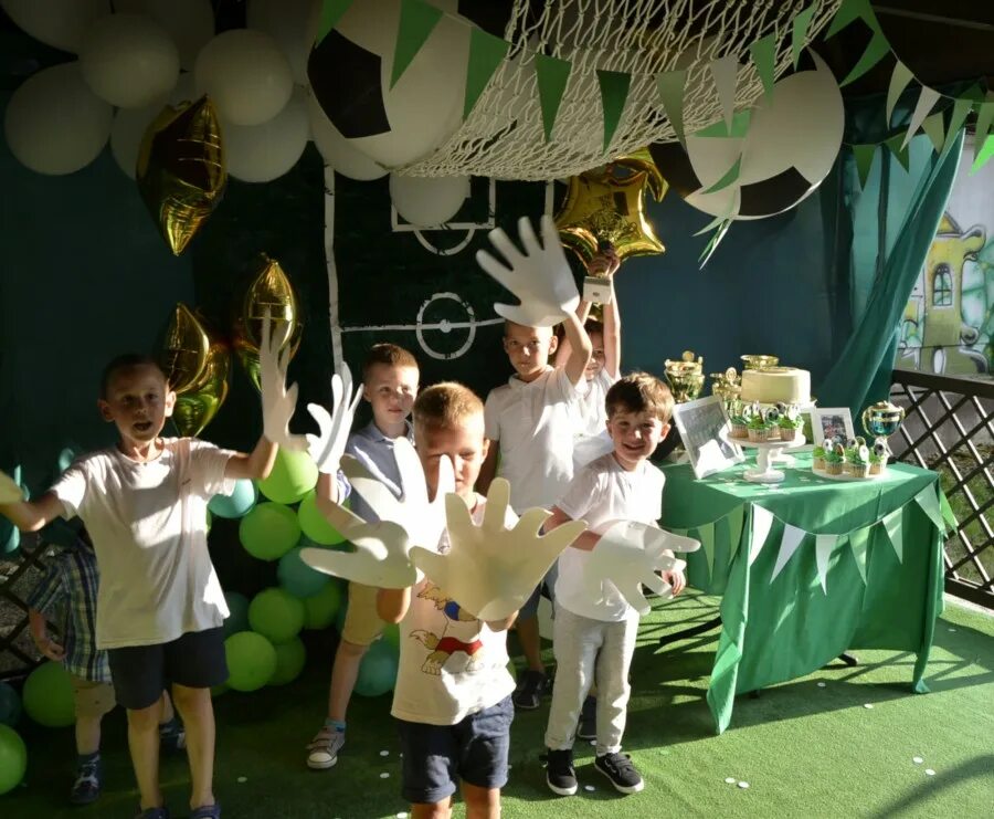 Вечеринка в стиле футбола. Football parties. Футбольная вечеринка на день рождения. Футбольная вечеринка на день рождения взрослого. Праздник для детей футболистов.