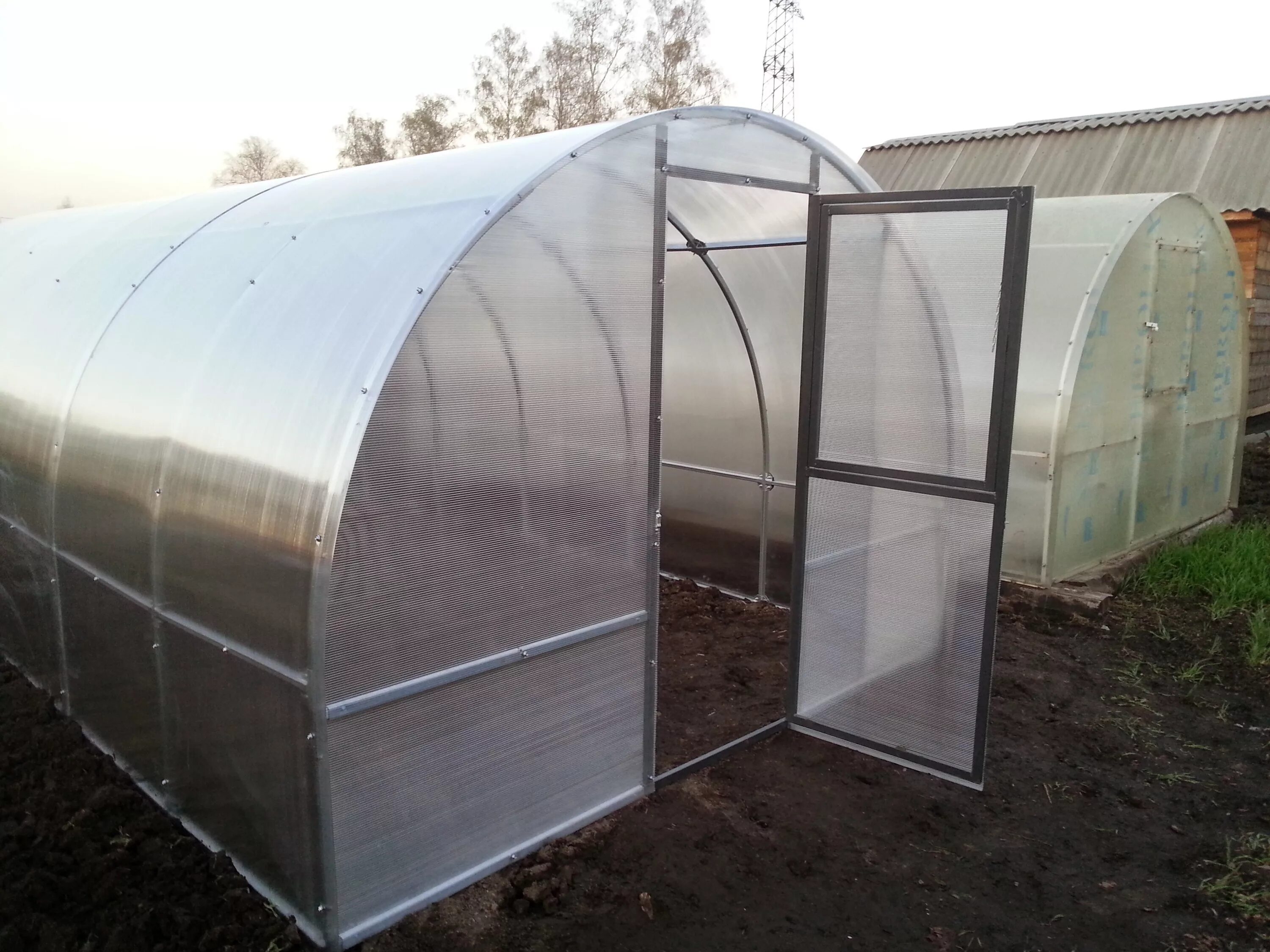 каркас теплицы дачница комфорт плюс открывающаяся крыша 3 4 2. спк 4мм прозрачный тепличный лайт. парники сибири новосибирск. парники сибири новосибирск. парник бабочка узмк.