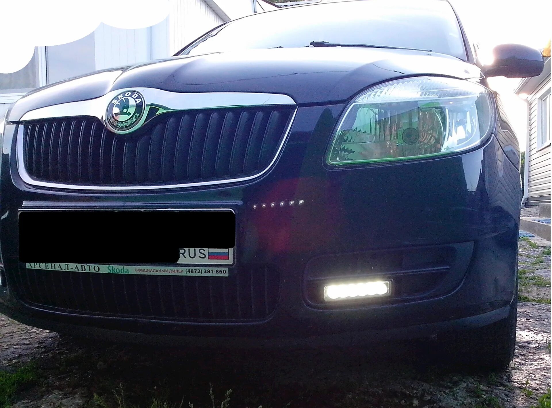 Дхо шкода румстер. Дневные ходовые огни шкода фабия 2. Лампы в ходовые огни шкода октавия. Ближний свет фабия 2. Дхо шкода фабия 2.