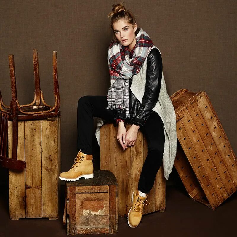 Коллекция дольче габбана 2015. Лукбук для девушки дизайнера. Стиль зима 2012. G look book. Мария волкова лукбук.