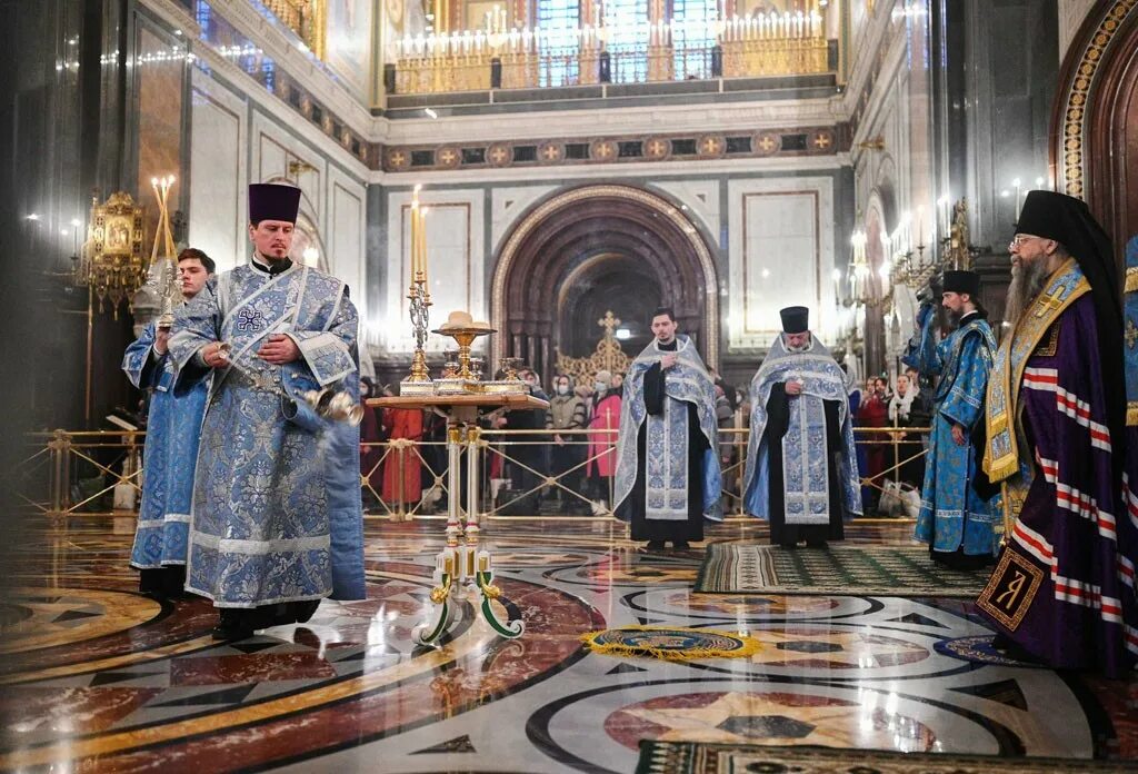 Сколько времени длится всенощная. Благовещение храм Христа Спасителя.