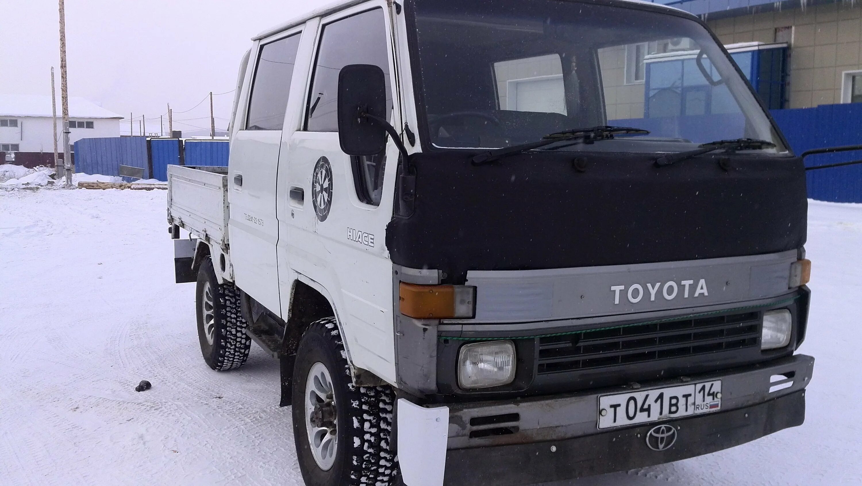 Дром грузовики 4. Тойота Дюна самосвал 3т 4вд. Nissan Atlas 4wd двухкабинник. Тойота Хайс грузовик 4вд. Тойота Дюна 4 ВД.