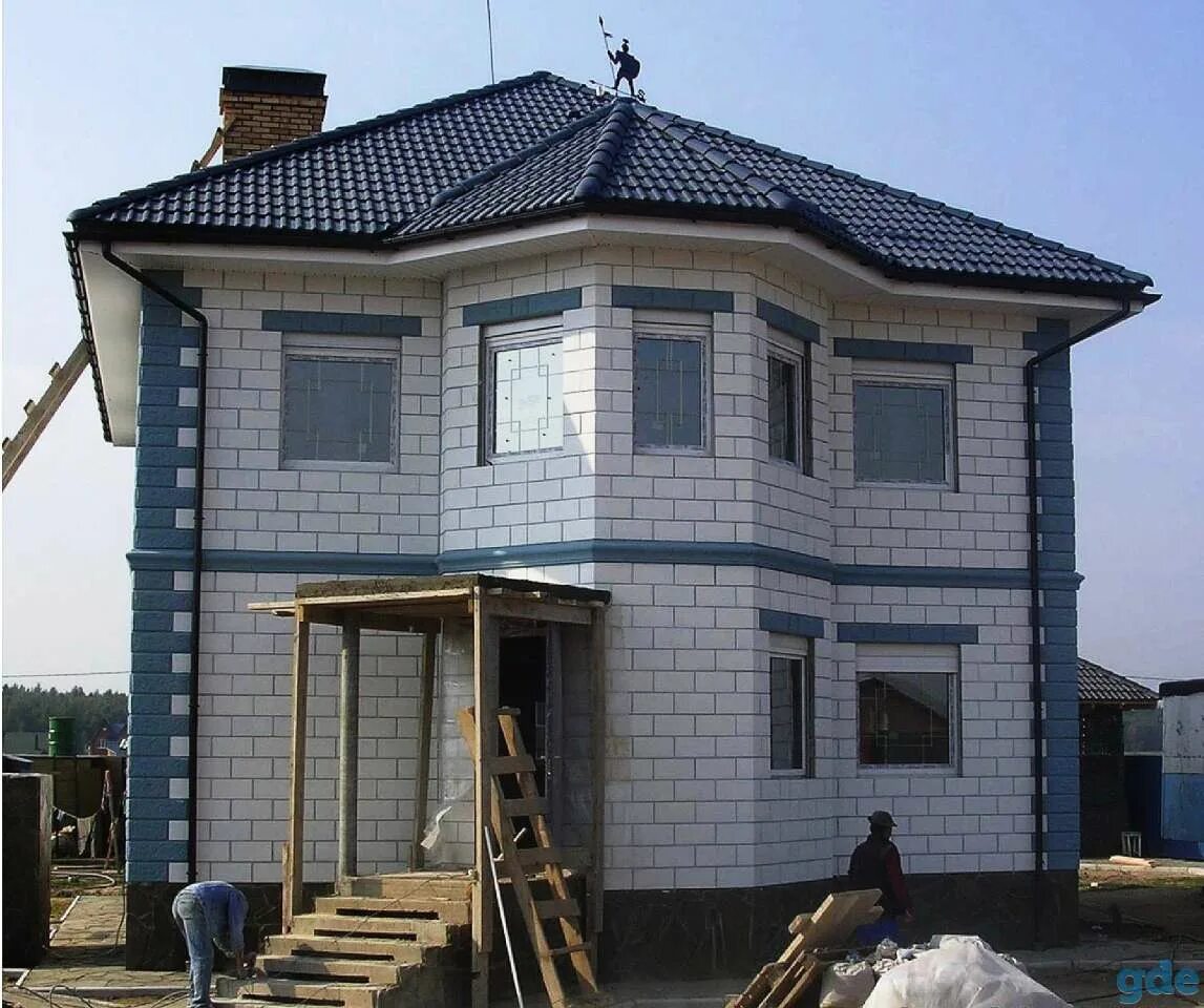 Стройка коттеджа. Теплоблок дом. Частный дом в краснодаре. Красивые крыши домов. Дома.