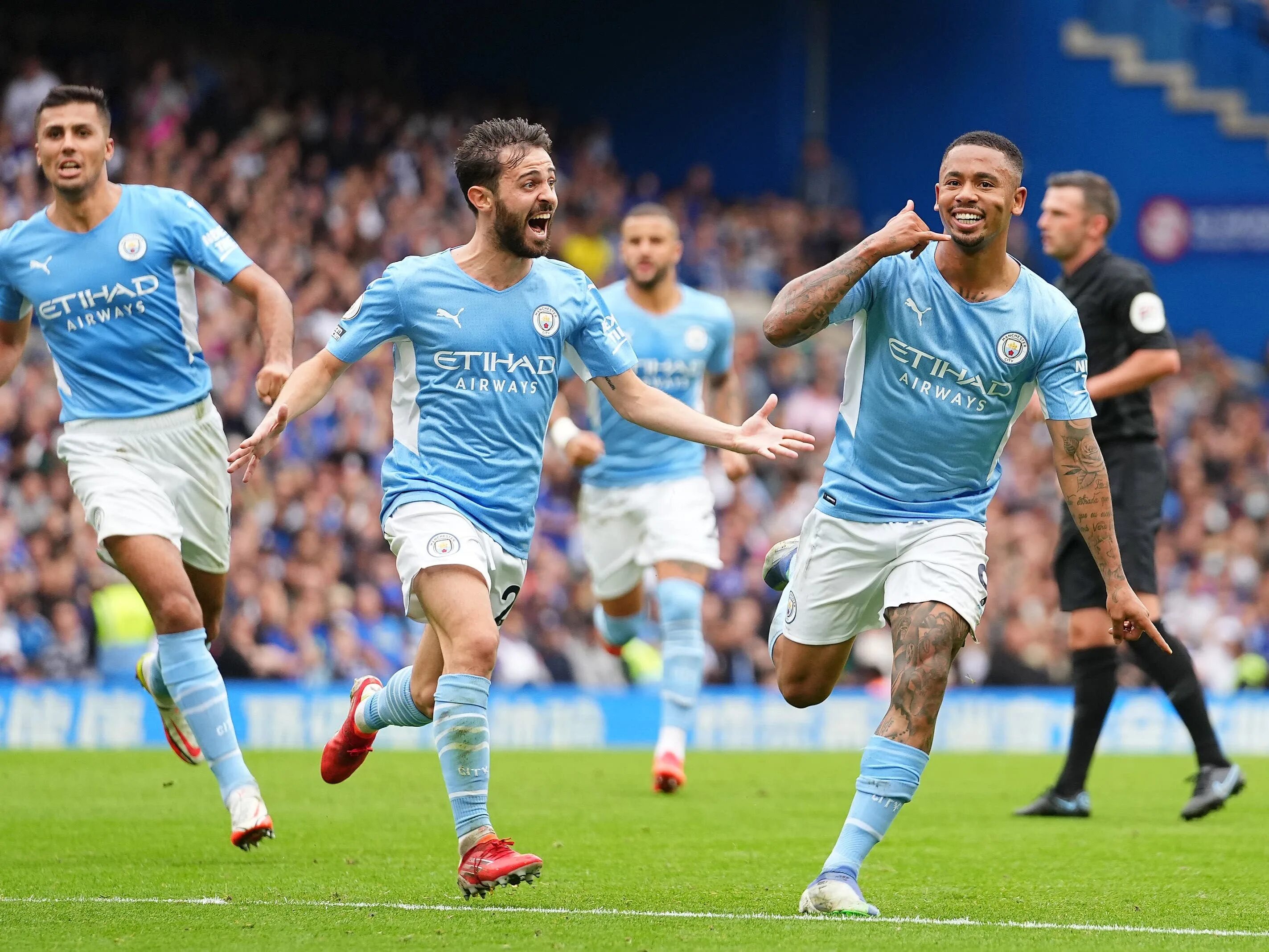 Man city vs chelsea streaming. Man city vs chelsea streaming. Ман сити с кубком лч. Man city vs chelsea streaming. Де брюйне манчестер сити.