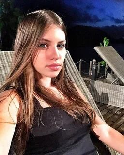 Артемова м