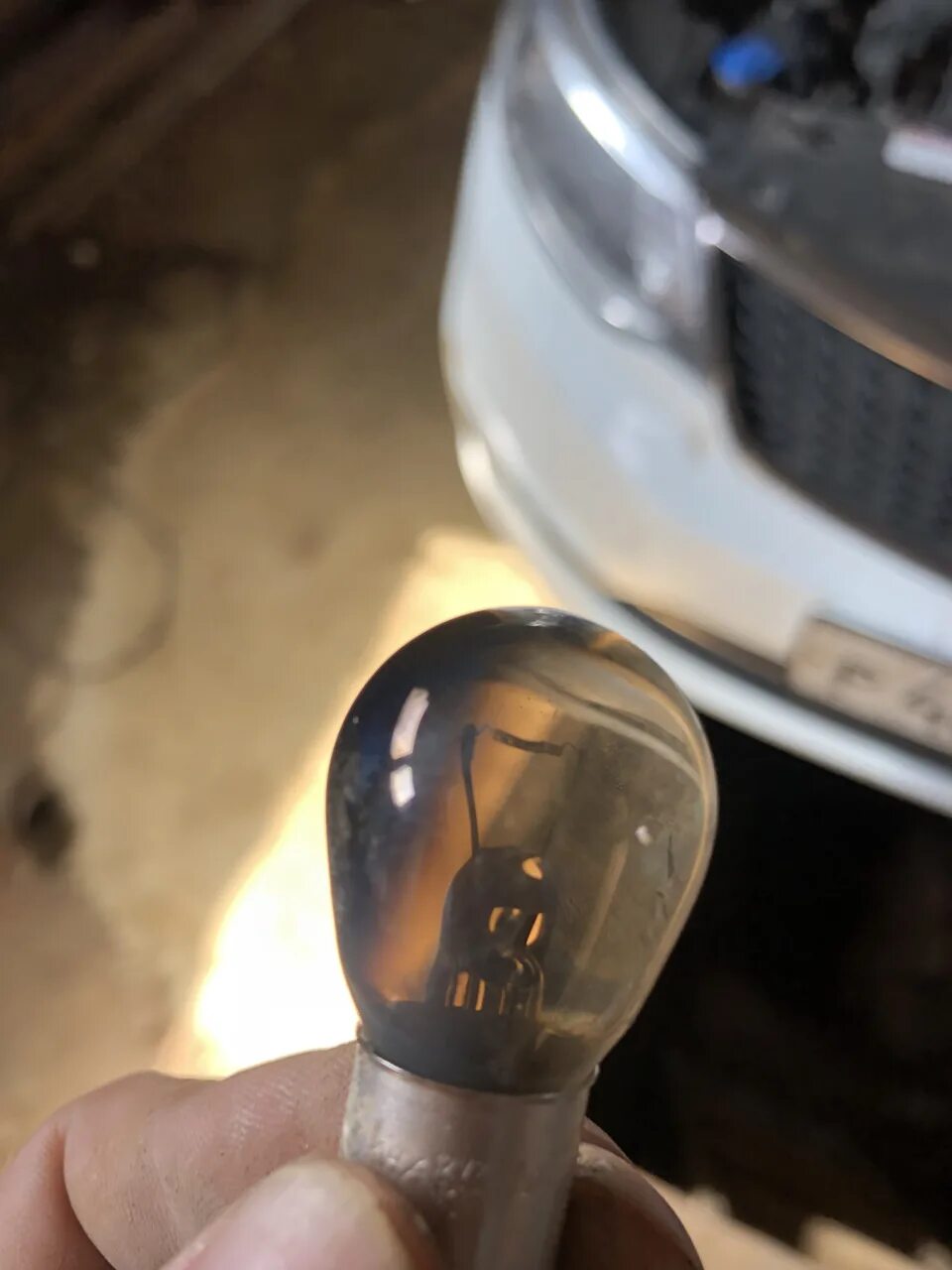 Рио 4 лампы ходовых огней. Лампочка ходовой огонь kia rio. лампы дхо рио 3. лампа дхо kia rio 3. лампа ходовых огней киа рио 3.