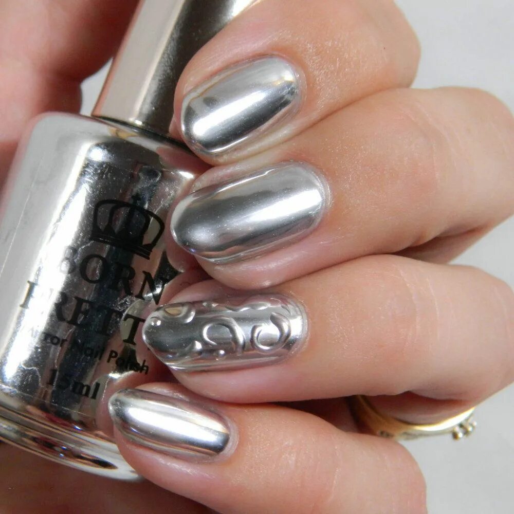 Ногти серебристые. Маникюр под серое платье. Ногти цвета серебра. Серебряные зеркальные ногти. Лак для ногтей sally hansen с блестками.