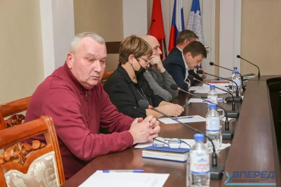 Мособлэксплуатация сергиев посад сайт. Сергиев посад жители. Ук сергиев посад. Сергиево-посадский городской округ логотип. Мособлэксплуатация сергиев посад сайт.