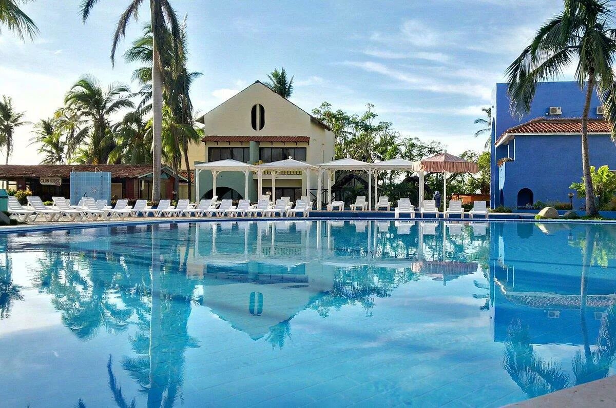 Brisas santa lucia куба отзывы. Брисас Санта Лючия Куба отель. Отель Brisas Santa Lucia 4. Brisas Santa Lucia 4* Санта Лусия. Brisas Santa Lucia 4* Камагуэй, 100 м до моря.