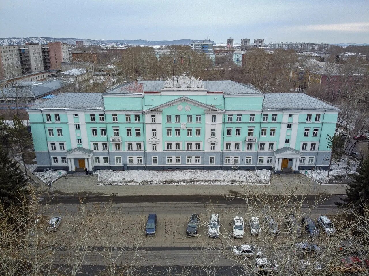 Площадь гагарина комсомольск на амуре. Заводы комсомольска на амуре. Главная улица в комсомольске на амуре. Компании комсомольска на амуре. Комсомольск город дальний восток.