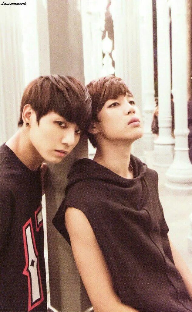 Чимин рост. Чигуки jikook. Bts пак чимин и его девушка. Бтс чимин чонгуком. Чонгук и чимин братьям.