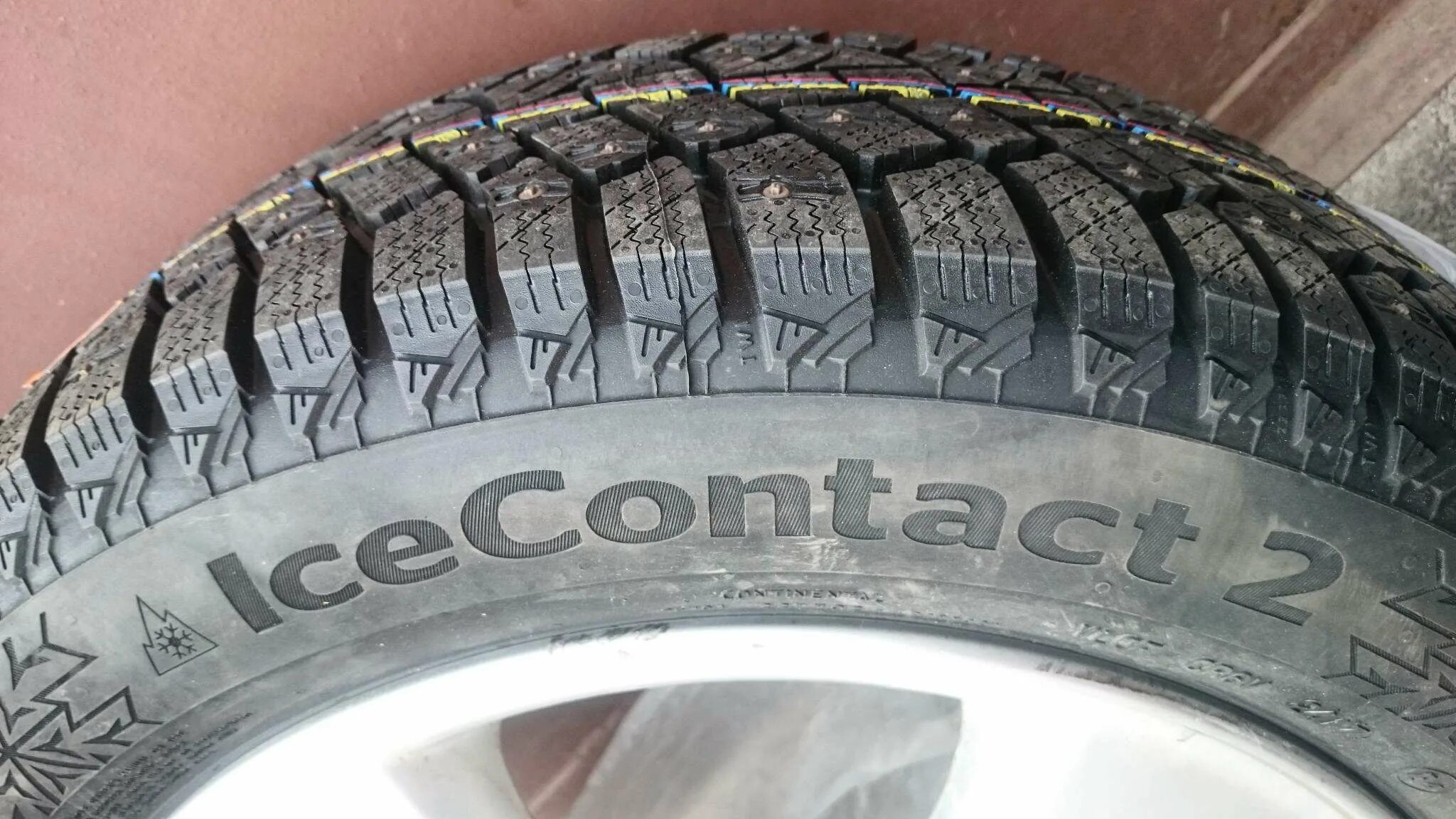 Continental 205 55 r16 шипованная. Continental contiicecontact 205/55 r16. 205/55р16 continental contiicecontact 2 94т шип. Continental icecontact 2 205 55 r16 94t. Continental icecontact 2 205 55 r16 94t.