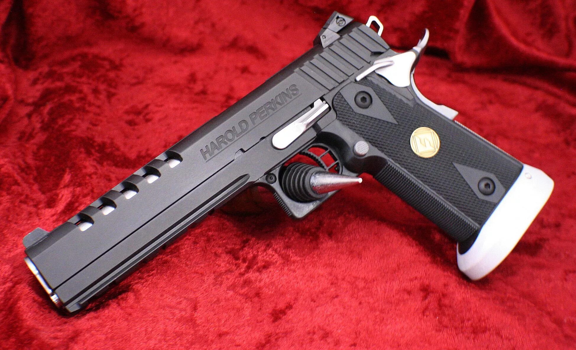 Lethal company guns. Colt m1911 Custom. Colt m1911 кастомный. Colt 1911 Custom. Кольт Colt long 1911.