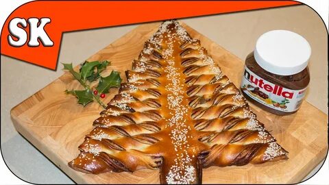 Елочка из слоеного теста с шоколадом