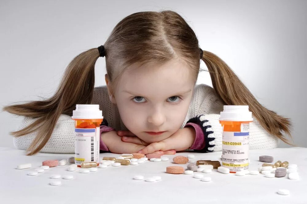 Детей средства. Таблетки для детей. Антибиотики для детей. Лекарственные формы для детей. Лекарства для дете.