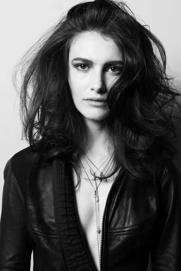 Лиэн балабан сверхъестественное. Лиэн уэлхэм. Лиэн балабан сверхъестественное. Лиэн балабан. Лиэн балабан сверхъестественное.