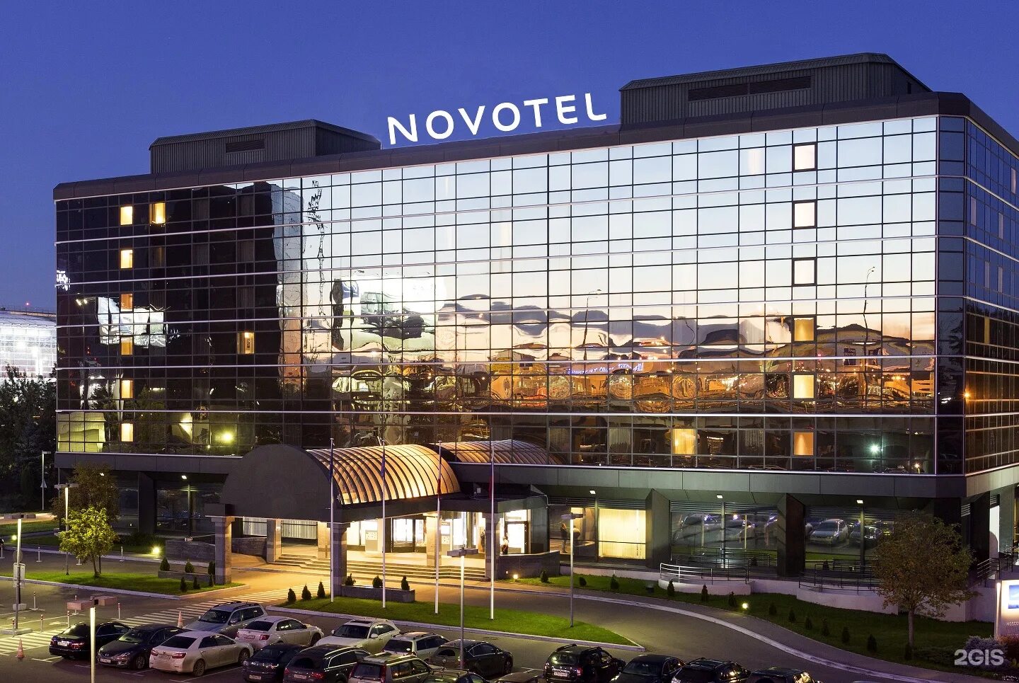 Гостиница новотель шереметьево. Novotel moscow sheremetyevo airport. Новотель аэропорт шереметьево. Гостиница новотель шереметьево. Гостиница шереметьево аэропорт москва.