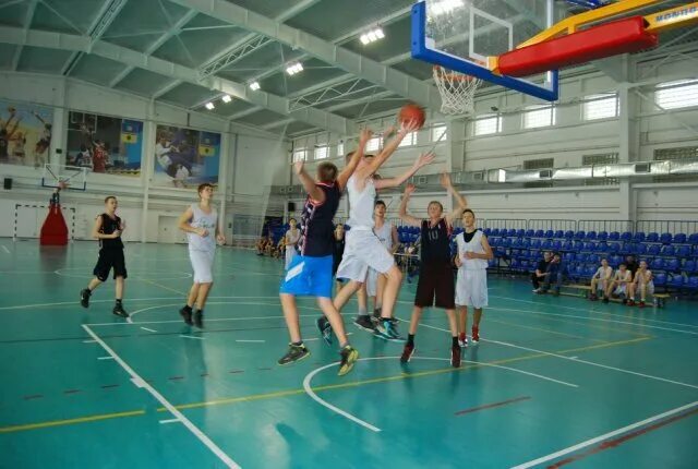 Авангард физкультурно оздоровительный комплекс. Авангард волжский тренажерный зал. Спортзал авангард волжский. Авангард зал волжский. Авангард в волжском спорткомплекс.