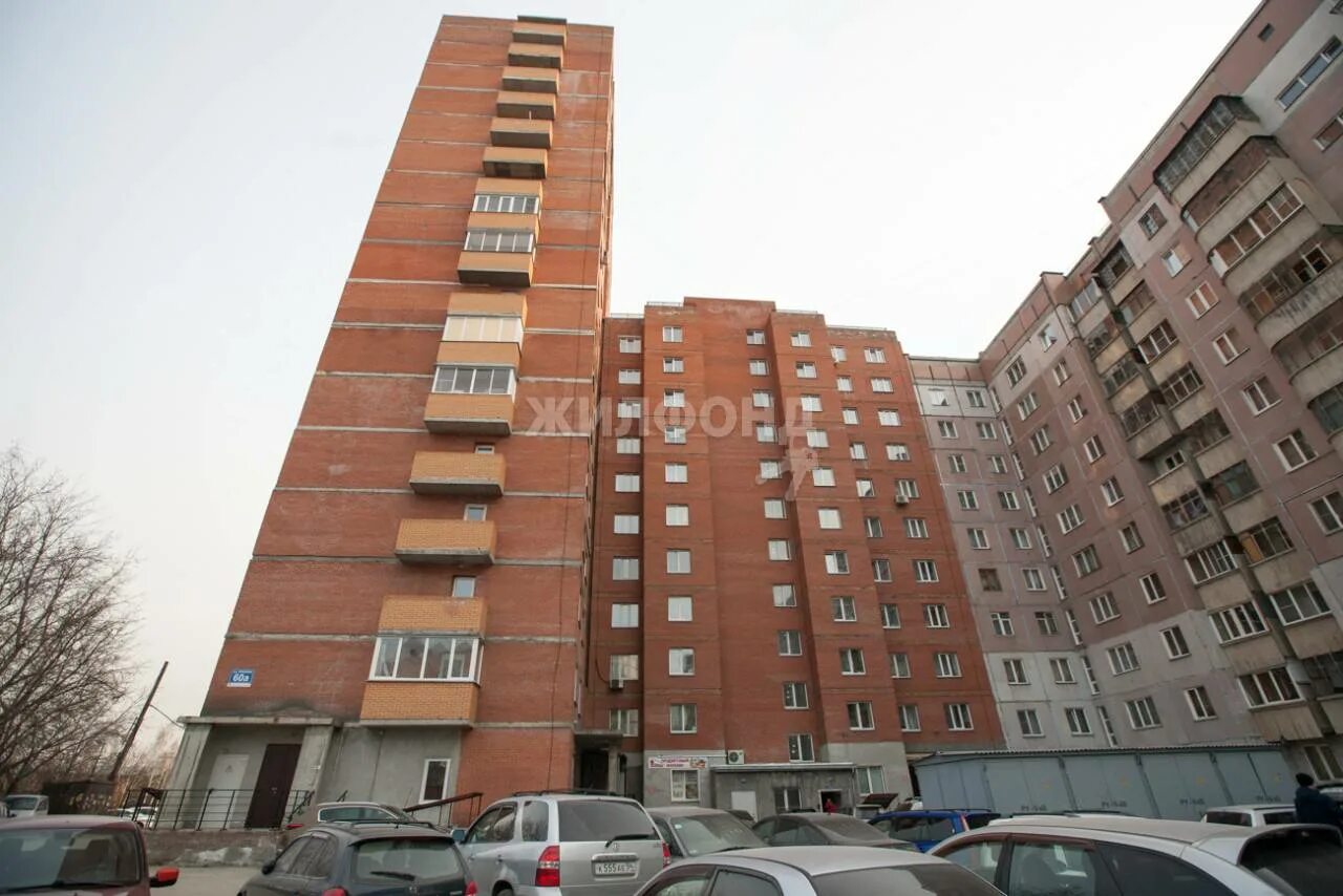 Красина 60а новосибирск отзывы жильцов. Красина 60 фото дома. Новосибирск, ул. Улица красина киров. Красина 60.