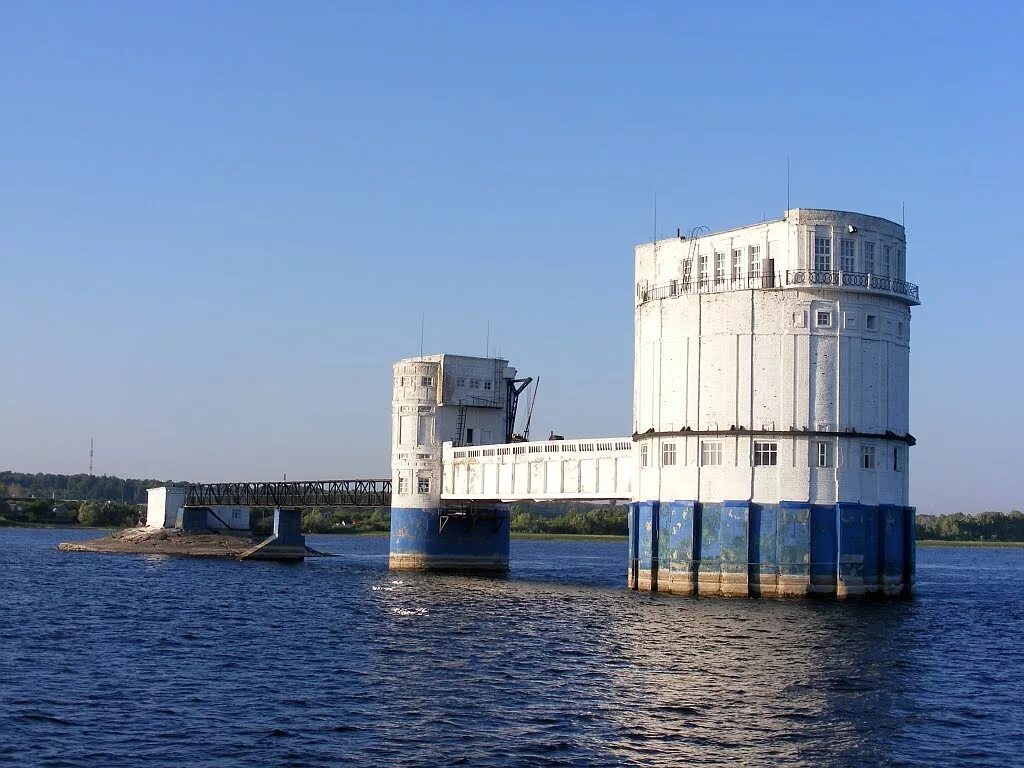 Сооружение для забора воды. Водозабор Казань. Волжский водозабор Казань. Волжский водозабор Татарстан. Казань водозабор на Волге.