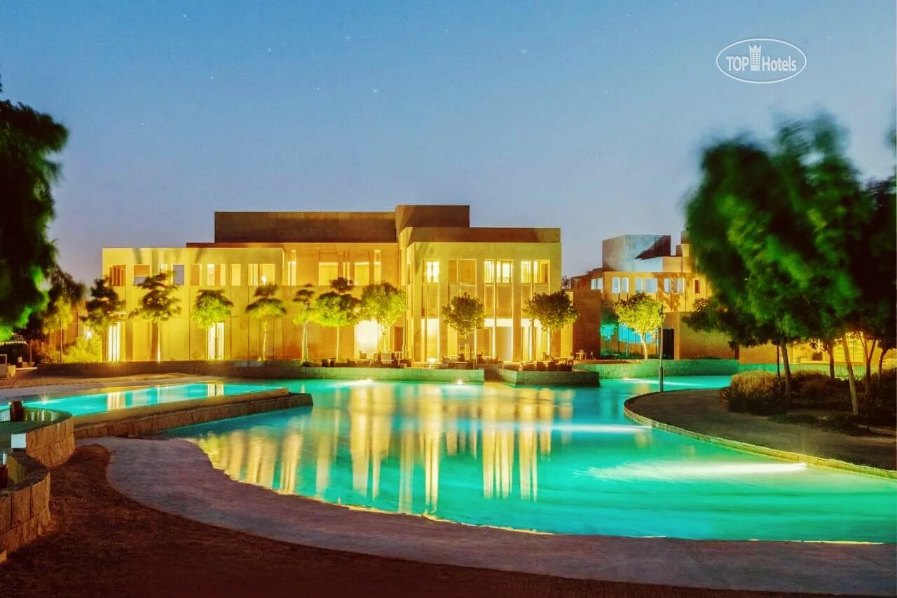 Zulal wellness resort. Zulal wellness resort. Zulal wellness. Zulal wellness resort by chiva. Ландшафтный дизайн в современном стиле.