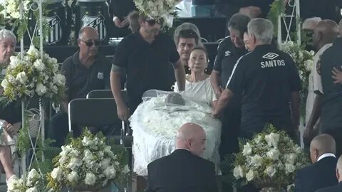 Салтанат в гробу похороны фото