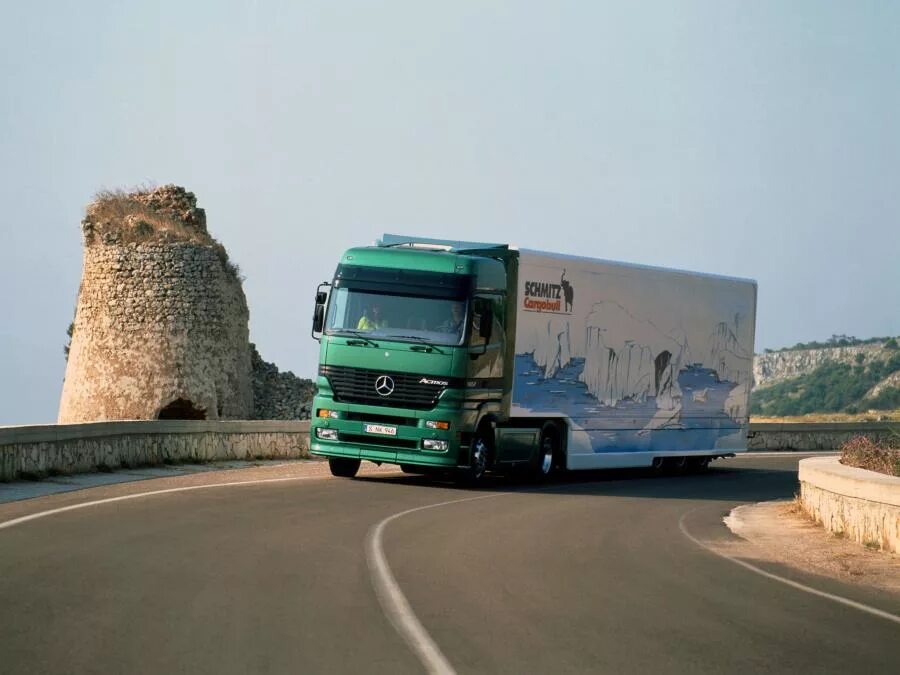 Actros mp1. Mercedes-benz actros 1997. mercedes-benz actros 1857. mercedes benz actros 1857 1997. мерседес бенц актрос 1996.