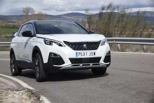Peugeot 3008 gt 2021. Пежо 3008 2021 года. Peugeot 3008 gt 2021. Пежо 3008 2021. Peugeot 3008 2021 красный.