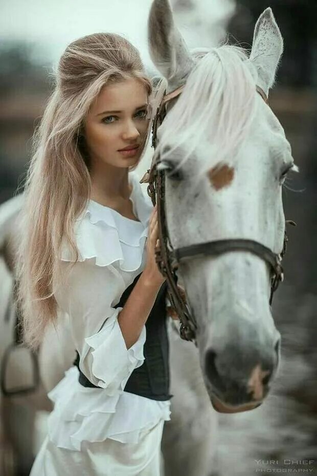 Девки и лошади. Хорсе герл. Девушка с лошадью. Фотосессия с лошадьми.